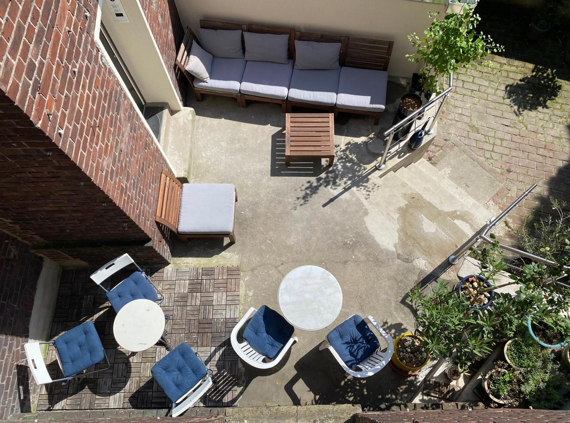 2 Rooms, Free Parking, 25 Min To Duesseldorf, 150 Mbps Wlan دوسبرغ المظهر الخارجي الصورة